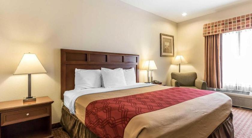 Econo Lodge Eutaw Экстерьер фото